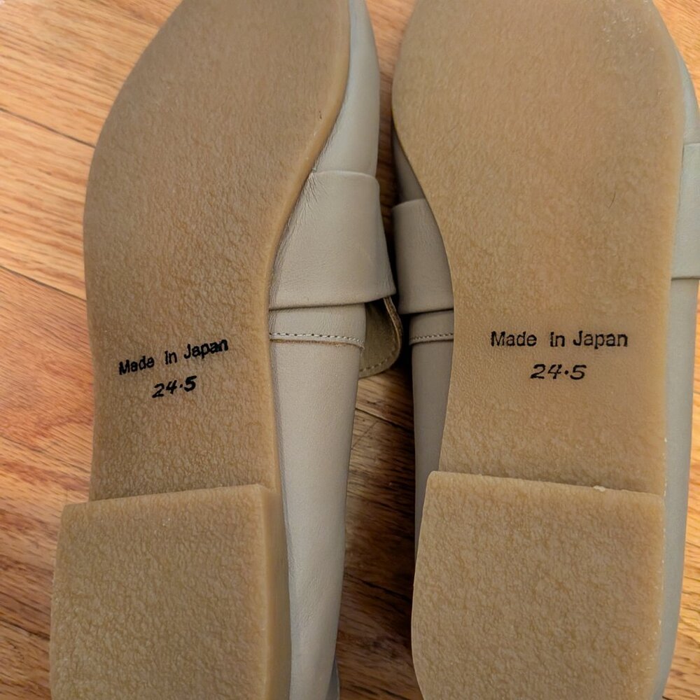 Unworn Japanese Leather Loafers - Size 7.5 - Picture 3 of 3